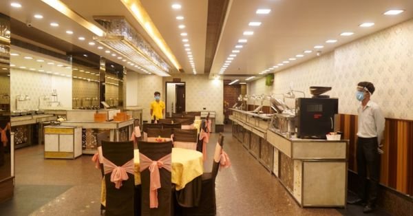 Banquet in Janakpuri, Delhi (5)